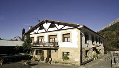 Guesthouse Pension Uxarte (Arrasate, Spain)